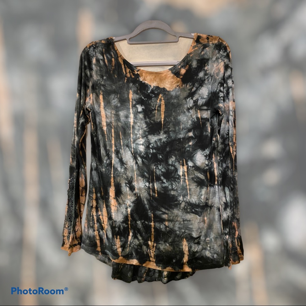 Urban Mangoz Tie Dye long sleeve soft top